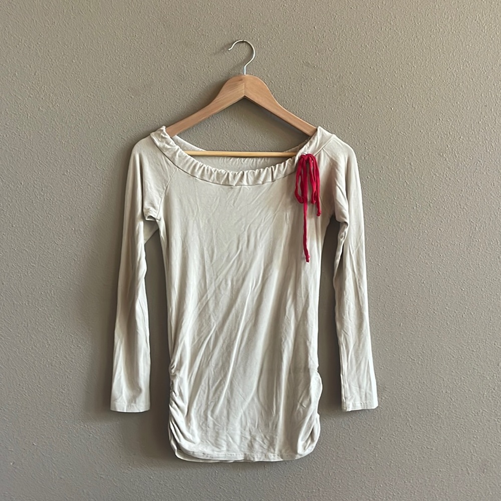Anna Janska Beautiful Top with cute details